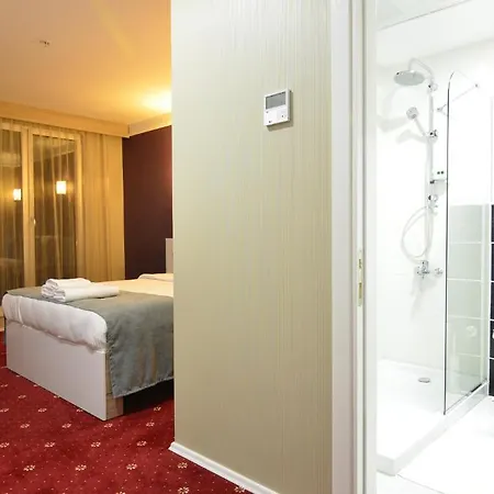 Lifeport Hotel